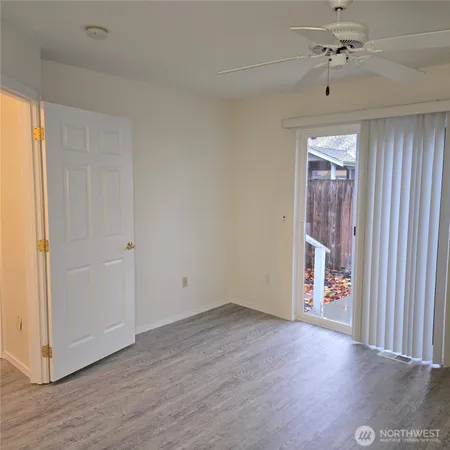 $2,100 | 818 East Washington Place, Sequim, WA 98382