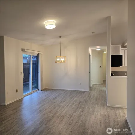 $2,100 | 818 East Washington Place, Sequim, WA 98382