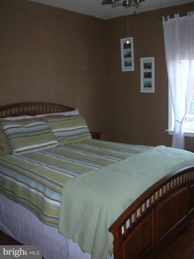 1438 Columbia Road Northwest, Unit 306 Washington, DC 20009 - Photo 2 of 15 Apartment Bedroom