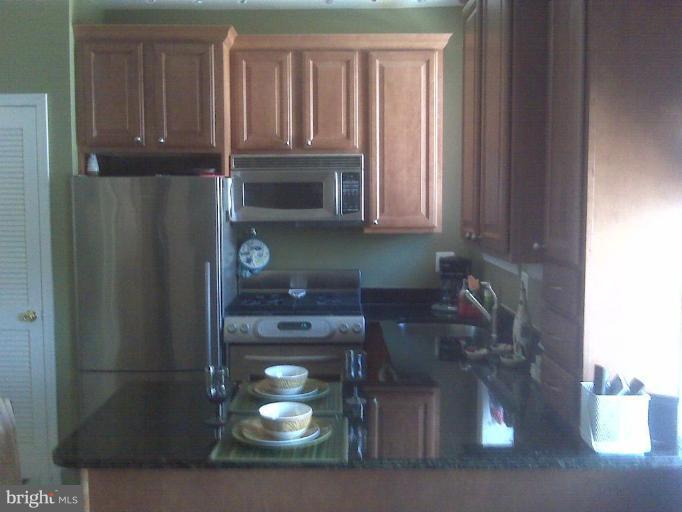 1438 Columbia Road Northwest, Unit 306 Washington, DC 20009 - Photo 15 of 15 Kitchen
