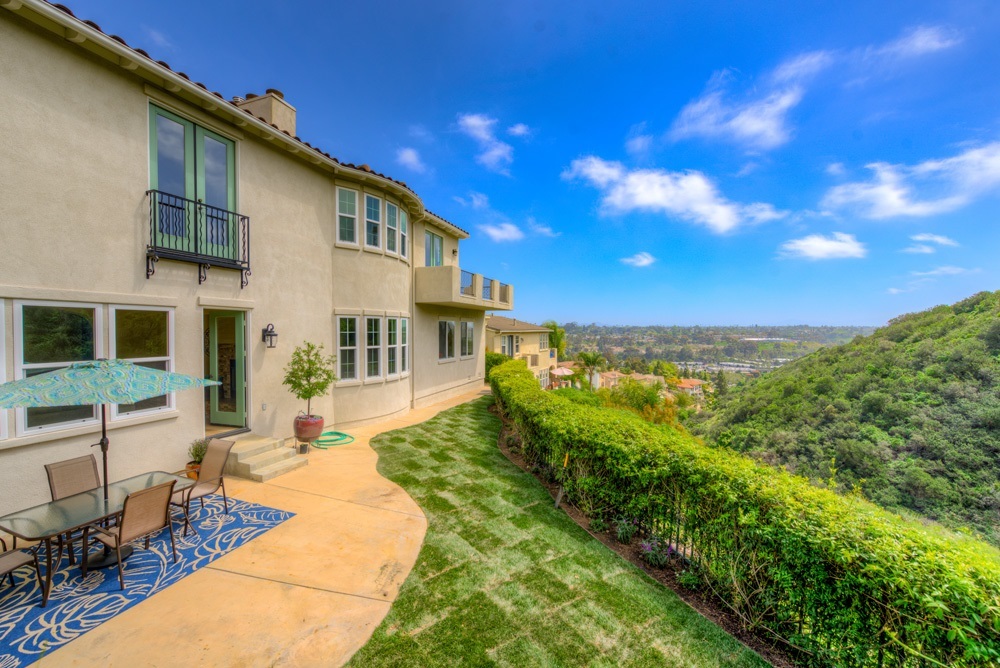 2665 Ridgegate Row La Jolla, CA 92037 - Photo 7 of 25