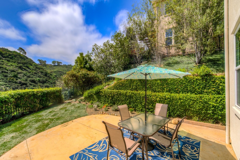 2665 Ridgegate Row La Jolla, CA 92037 - Photo 8 of 25