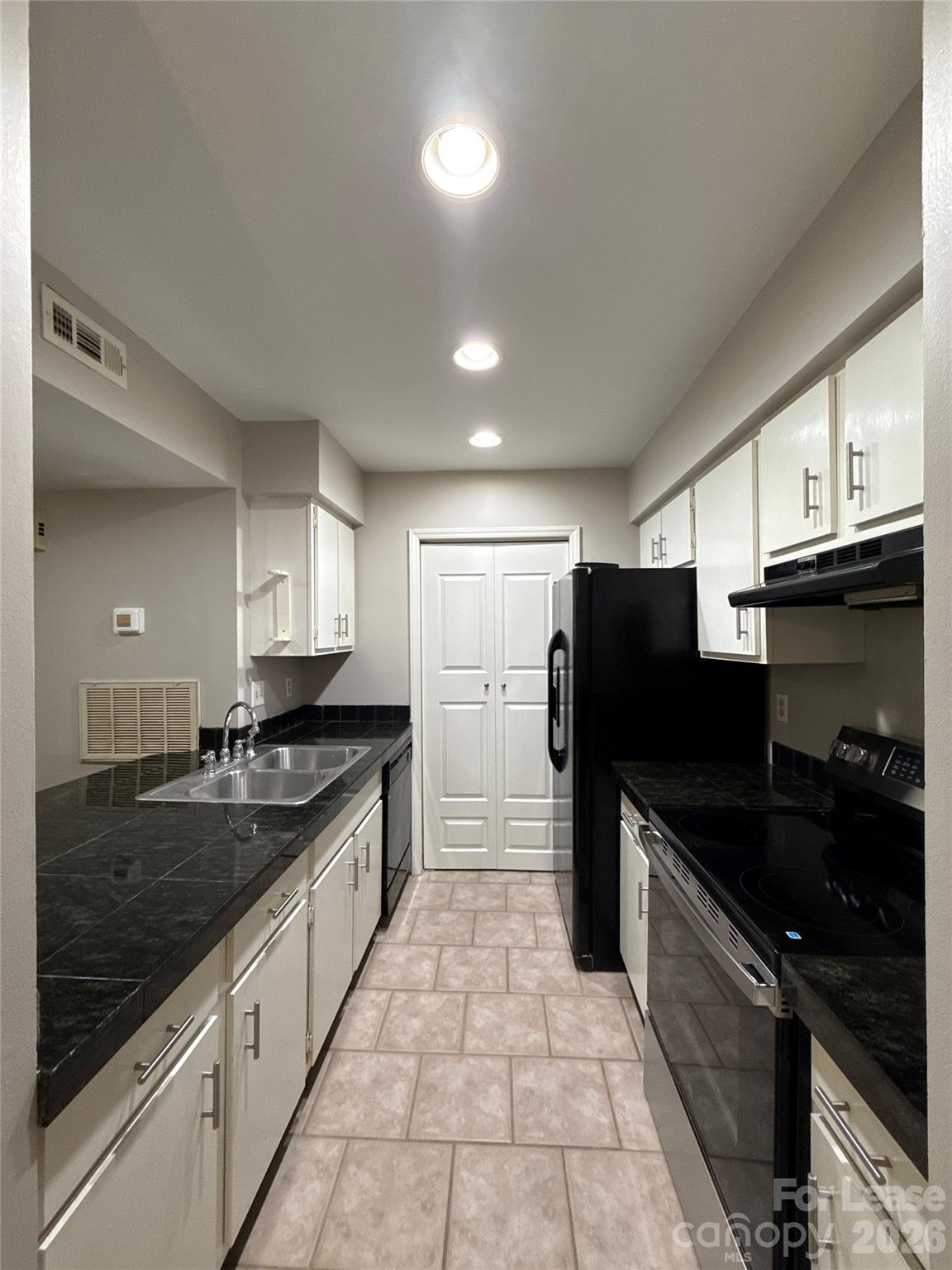 11002 Harrowfield Road Charlotte, NC 28226 - Photo 6 of 16