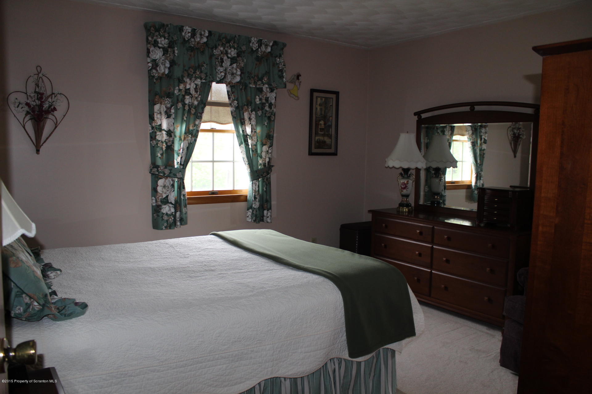 108 T Rt 359 Moscow, PA 18444 - Photo 16 of 38 Gallery Image 16