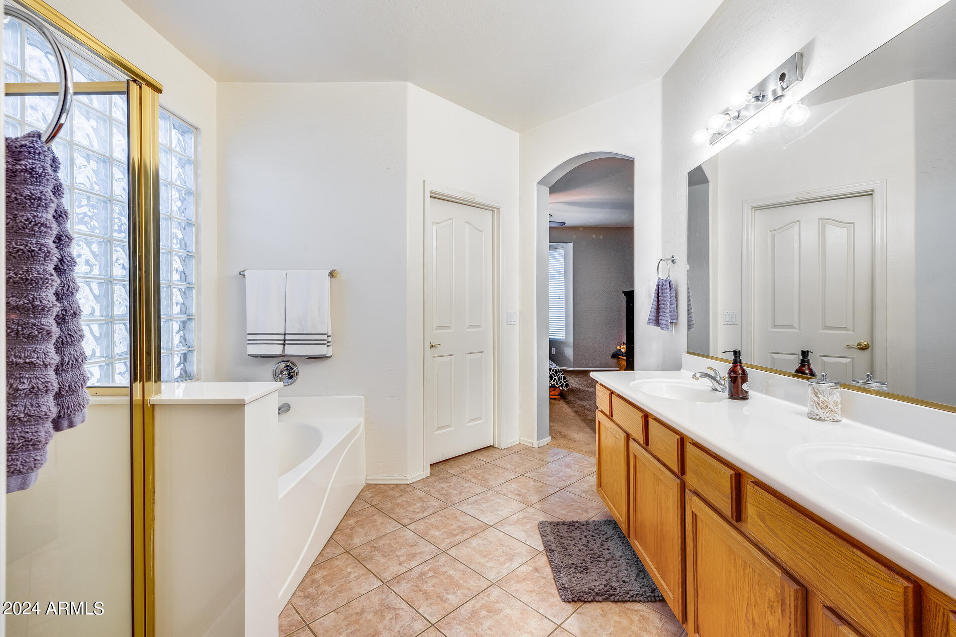 4240 East Del Rio Street Gilbert, AZ 85295 - Photo 46 of 62 33