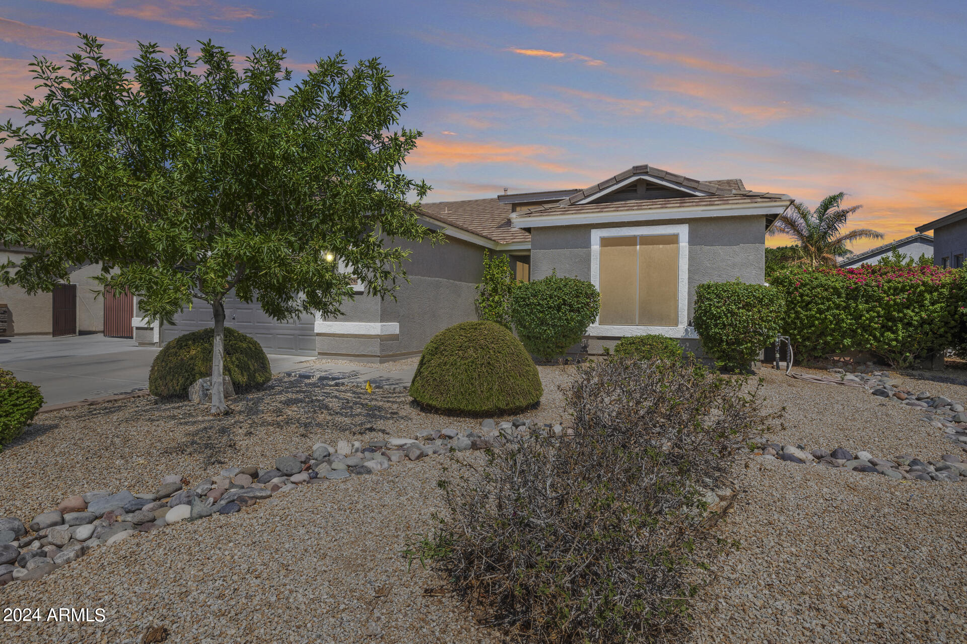 4240 East Del Rio Street Gilbert, AZ 85295 - Photo 6 of 62 1-103