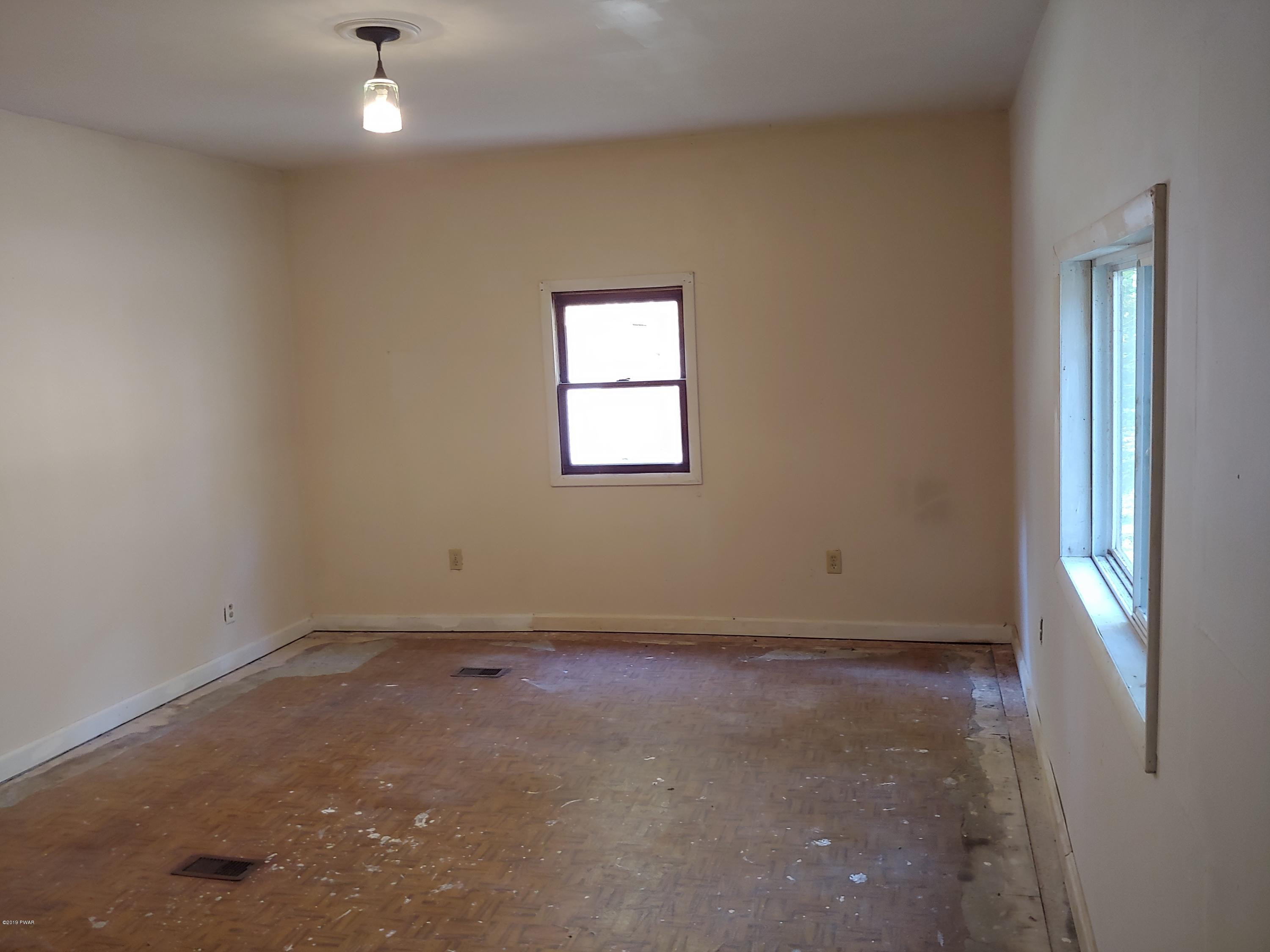 115 Johnson Road Canadensis, PA 18325 - Photo 6 of 28 Bedroom 4