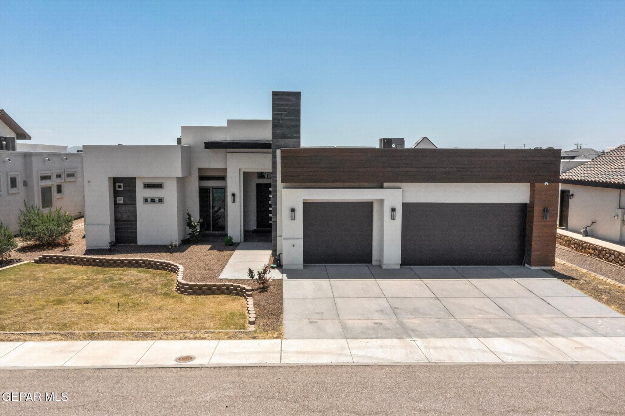 352 Rio De Jazmin Circle El Paso, TX 79932 - Photo 2 of 44 photo_13