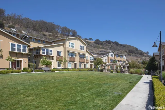 $1,090,000 | 219 East Crystal Cove Terrace, San Francisco, CA 94134