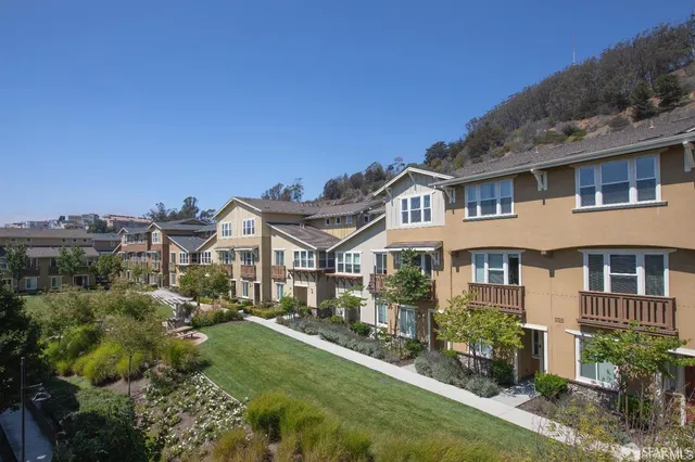 $1,090,000 | 219 East Crystal Cove Terrace, San Francisco, CA 94134