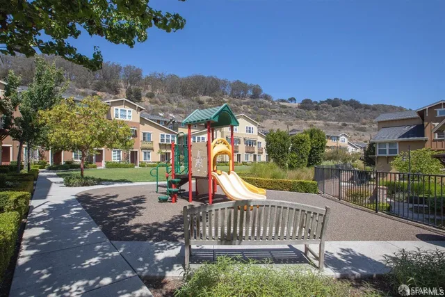 $1,090,000 | 219 East Crystal Cove Terrace, San Francisco, CA 94134