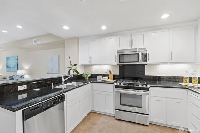 $1,090,000 | 219 East Crystal Cove Terrace, San Francisco, CA 94134
