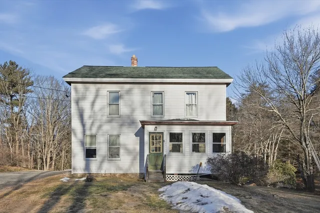 $280,000 | 5 Russell Avenue, Ashburnham, MA 01430