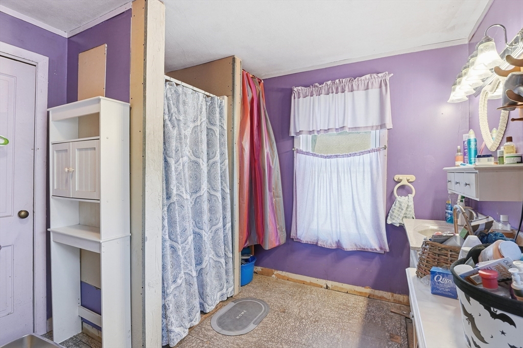 5 Russell Avenue Ashburnham, MA 01430 - Photo 21 of 26