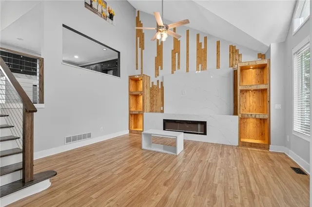 $424,000 | 21217 West 55th Terrace, Shawnee, KS 66218