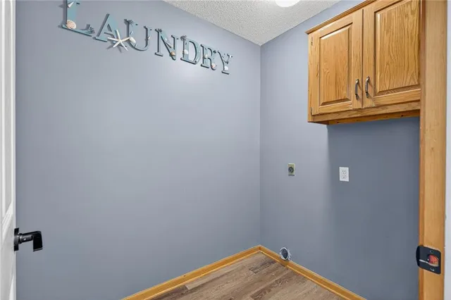 $424,000 | 21217 West 55th Terrace, Shawnee, KS 66218