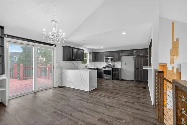 $424,000 | 21217 West 55th Terrace, Shawnee, KS 66218