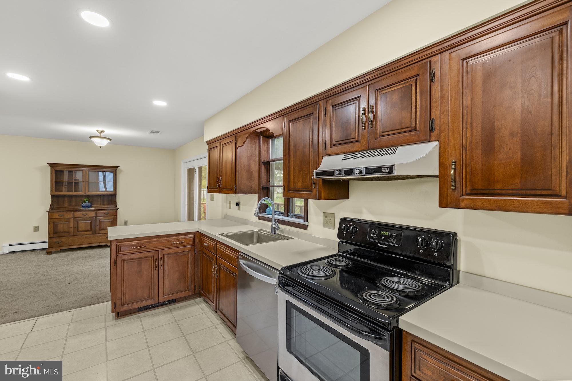 617 Heritage Drive Gettysburg, PA 17325 - Photo 17 of 56 a kitchen with a sink cabinets and appliances