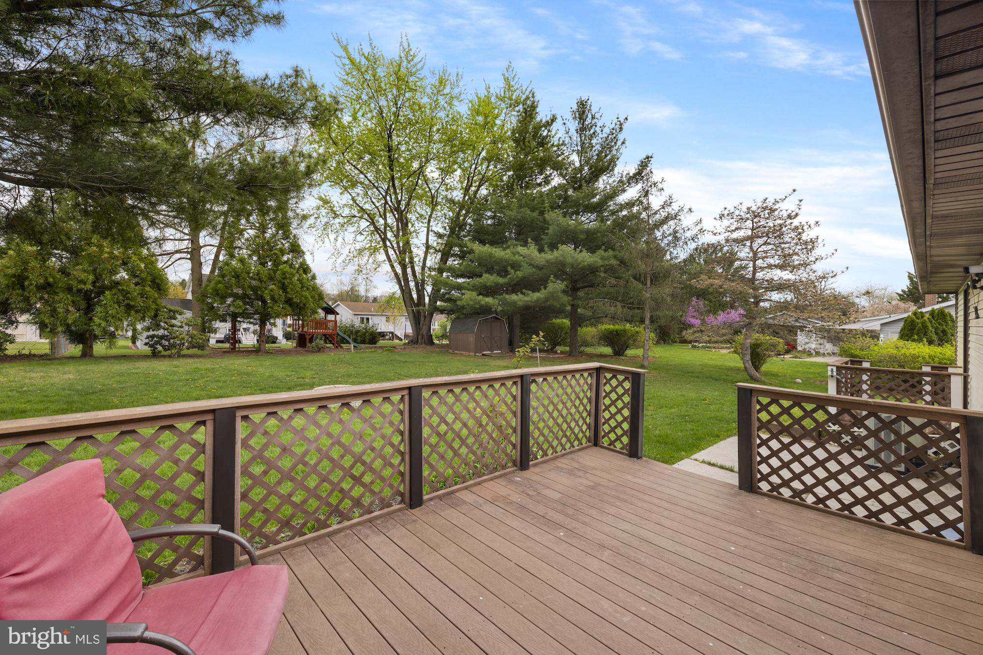 617 Heritage Drive Gettysburg, PA 17325 - Photo 40 of 56 a balcony with wooden floor and fence