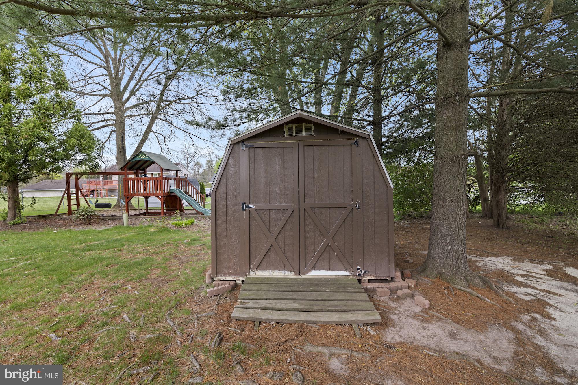 617 Heritage Drive Gettysburg, PA 17325 - Photo 41 of 56 a view of backyard with green space