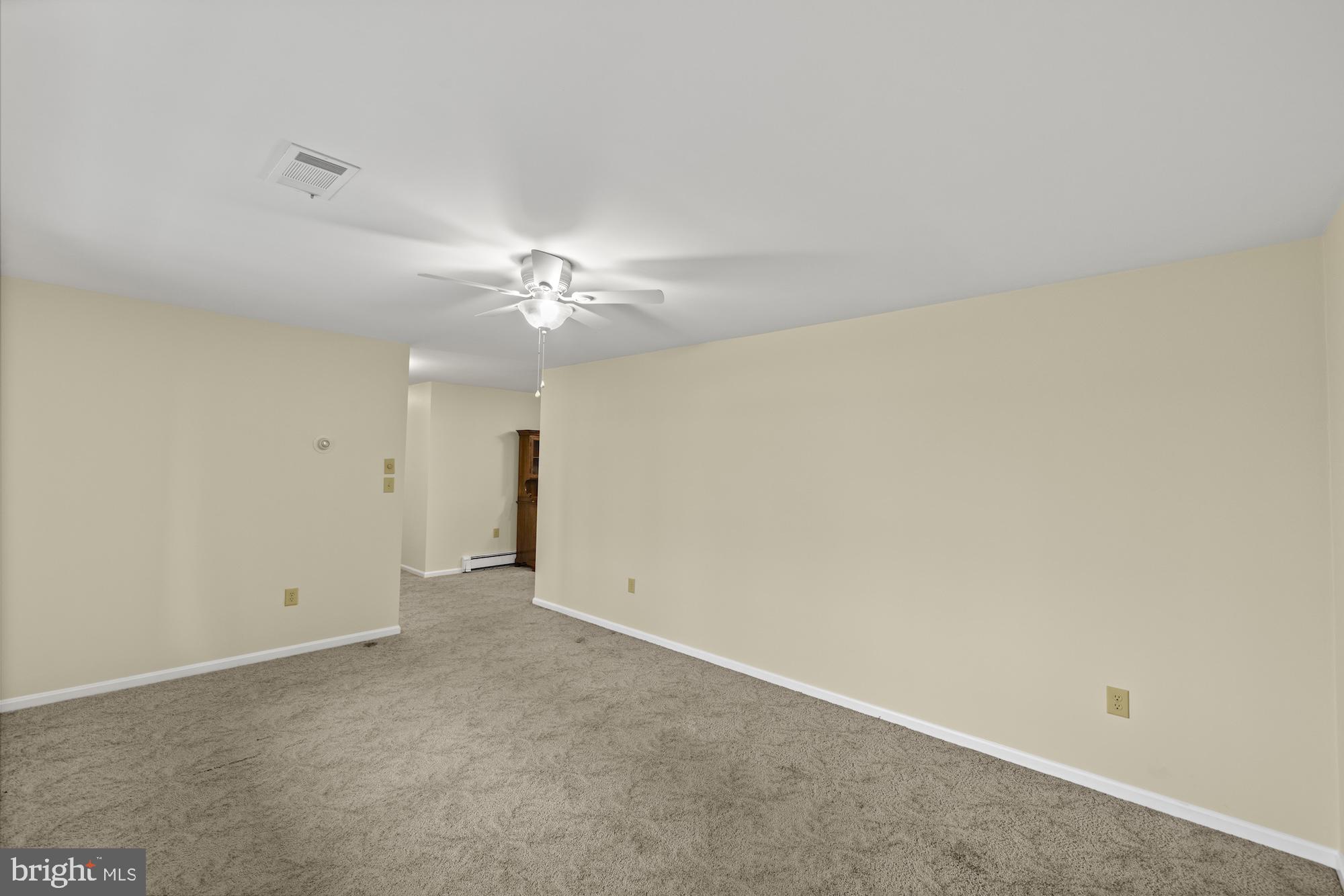 617 Heritage Drive Gettysburg, PA 17325 - Photo 7 of 56 a view of an empty room