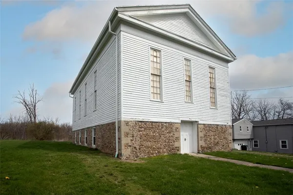 $129,900 | 3333 Fowlerville Road, York, NY 14423