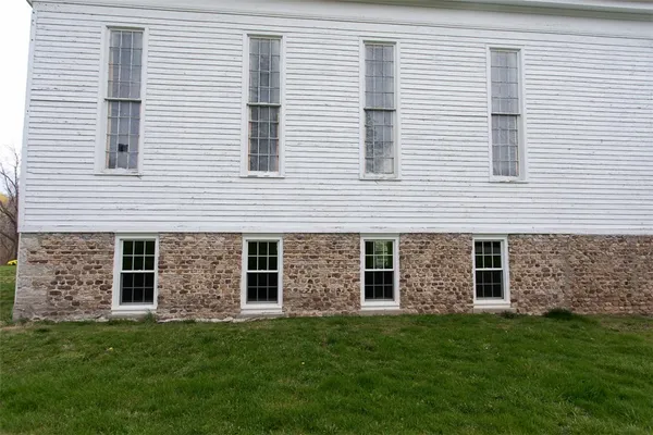 $129,900 | 3333 Fowlerville Road, York, NY 14423