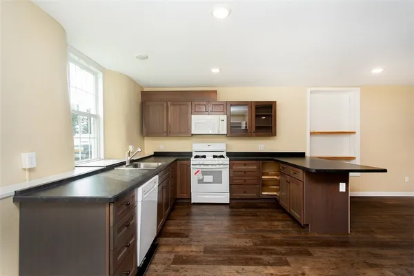 $129,900 | 3333 Fowlerville Road, York, NY 14423