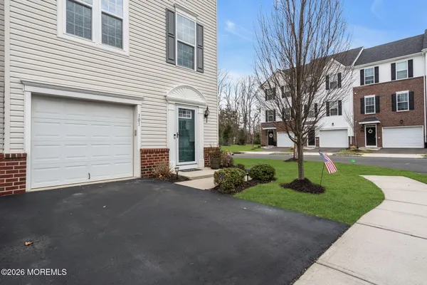$545,000 | 101 Spirit Way, Unit 301, Brick, NJ 08723