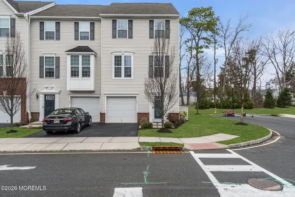 $545,000 | 101 Spirit Way, Unit 301, Brick, NJ 08723