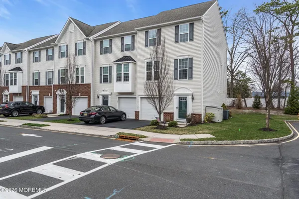 $545,000 | 101 Spirit Way, Unit 301, Brick, NJ 08723