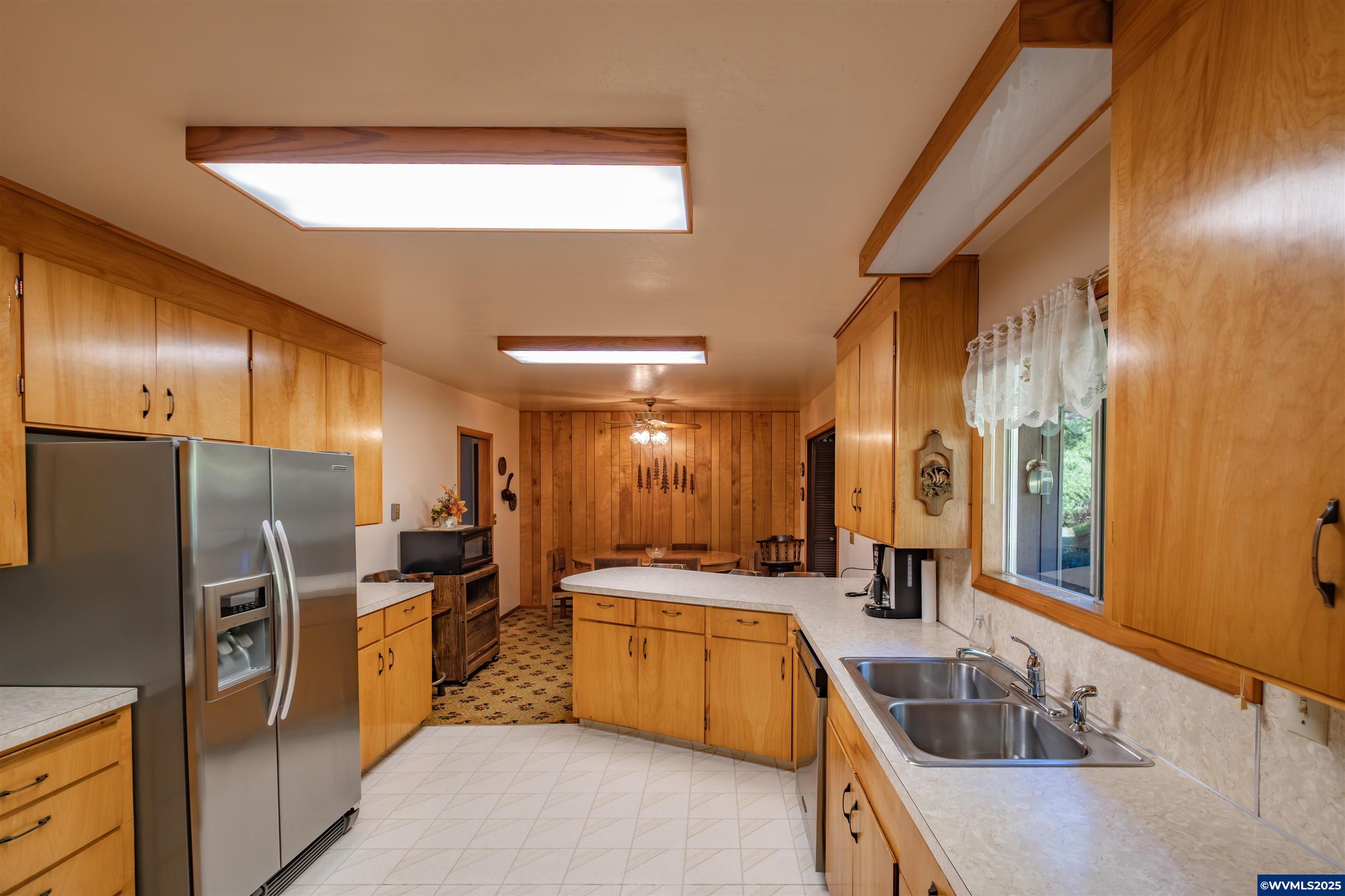 23547 Woods Creek Road Philomath, OR 97370 - Photo 5 of 48