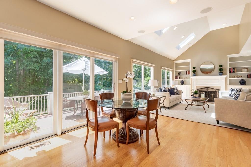 44 Earl Street Lexington, MA 02421 - Photo 4 of 15