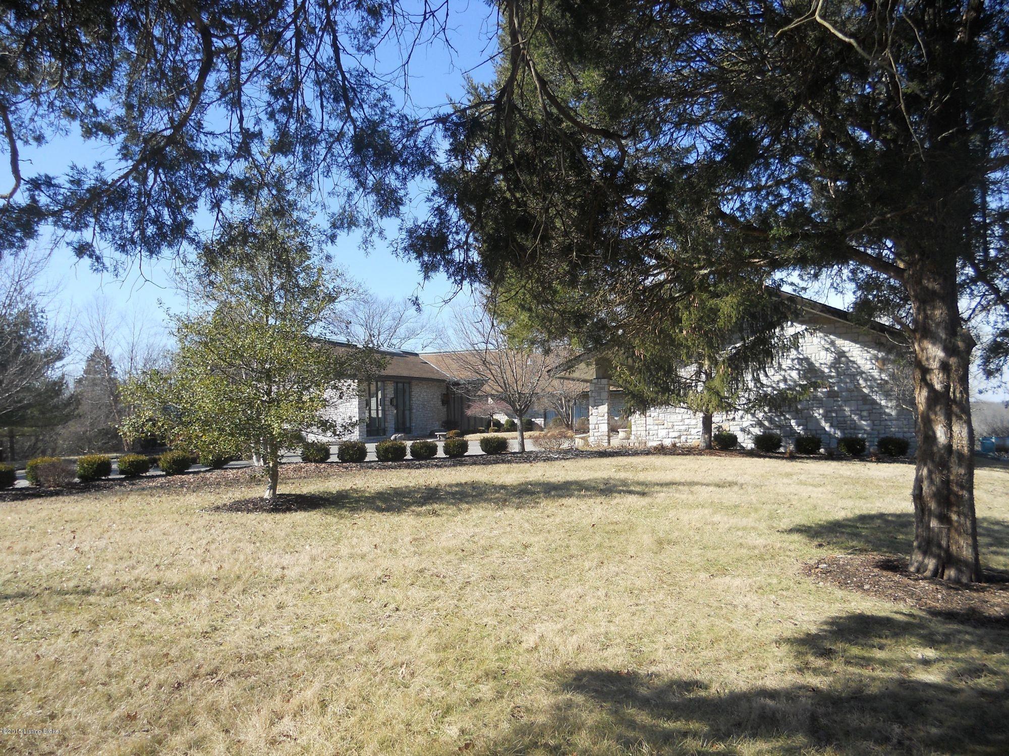 Front View of this magnificent property.