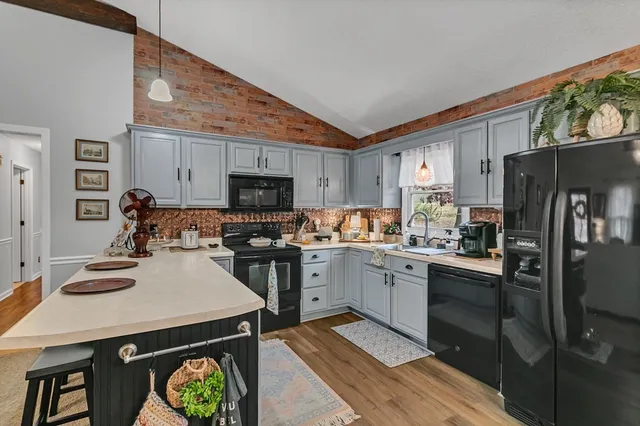 $405,000 | 130 Bellwood Drive, Paris, TN 38242