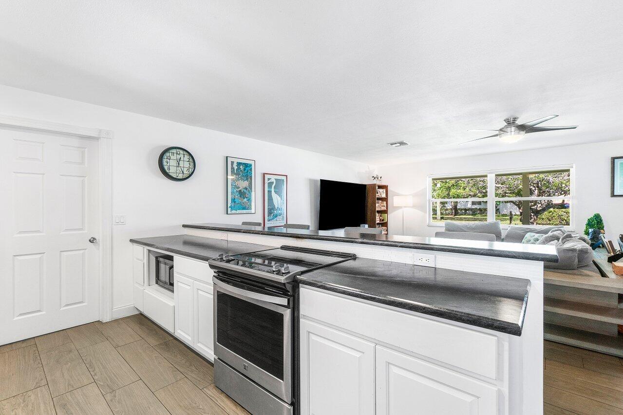 126 Pineview Road Jupiter, FL 33469 - Photo 13 of 37 open kitchen