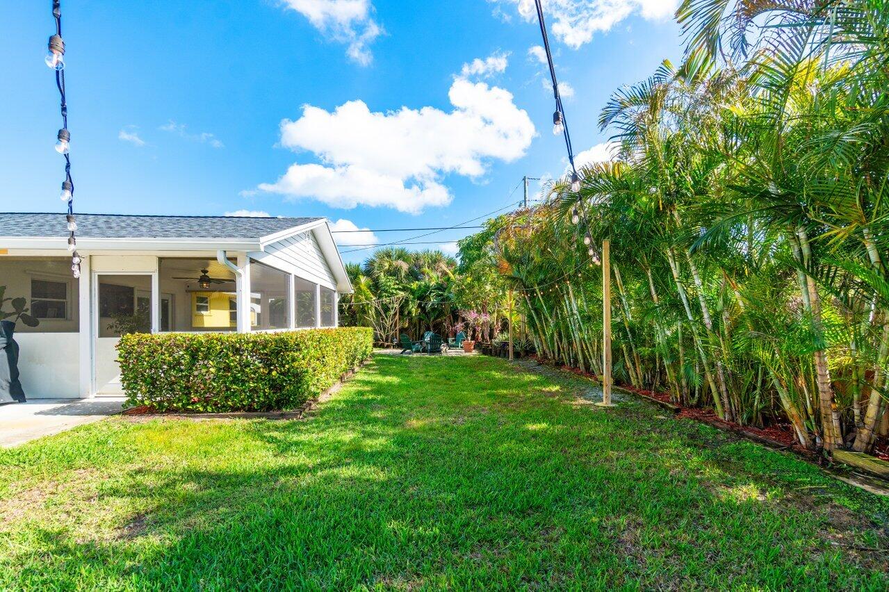 126 Pineview Road Jupiter, FL 33469 - Photo 37 of 37 room for a boat