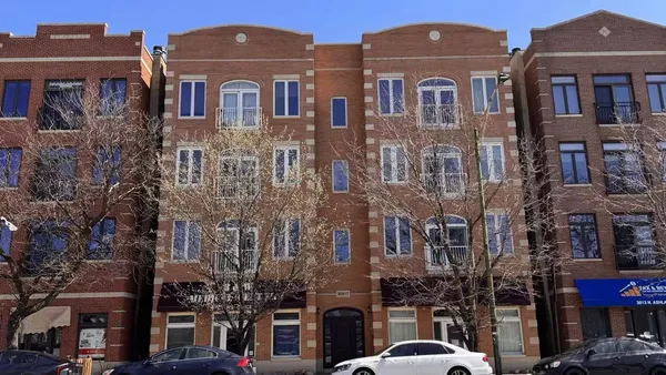 $4,999 | 3015 North Ashland Avenue, Unit 3S, Chicago, IL 60657
