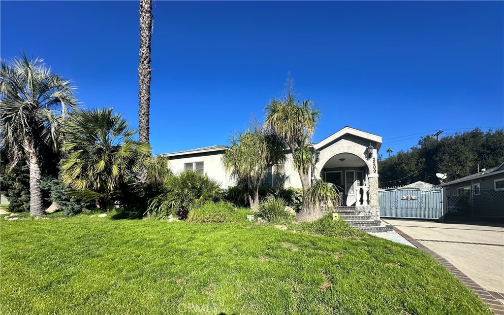 2209 Queensberry Road Pasadena, CA 91104 - Photo 1 of 1