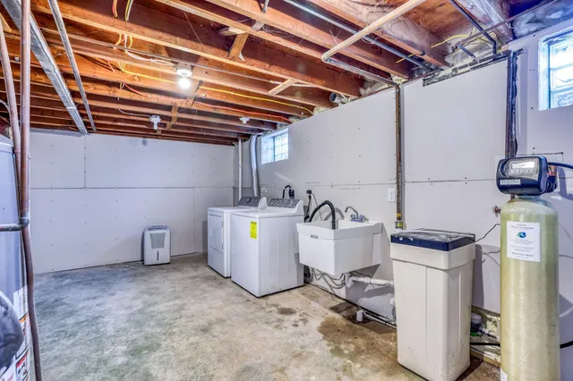 $374,900 | 10917 Southview Drive, Burnsville, MN 55337