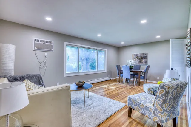 $374,900 | 10917 Southview Drive, Burnsville, MN 55337