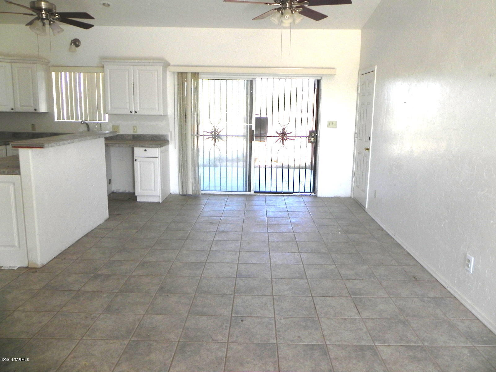 13905 South Shaw Road Tucson, AZ 85736 - Photo 3 of 17