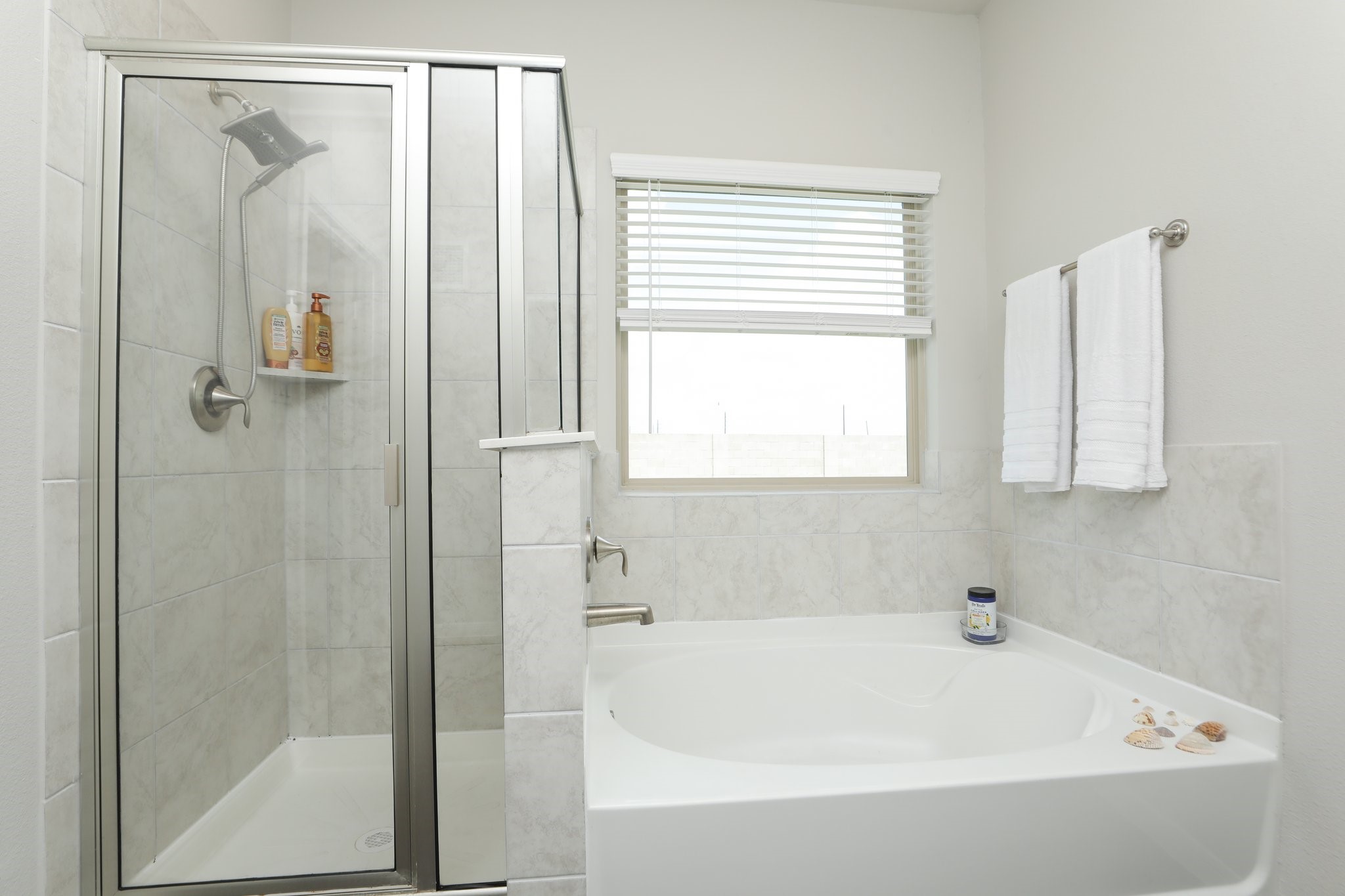 2401 Sequoia Grove Drive Rosharon, TX 77583 - Photo 20 of 39 PRIMARY/MASTER BATHROOM- BOTH OVER SIZED TUB AND SHOWER...