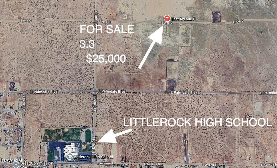 a view of outside area