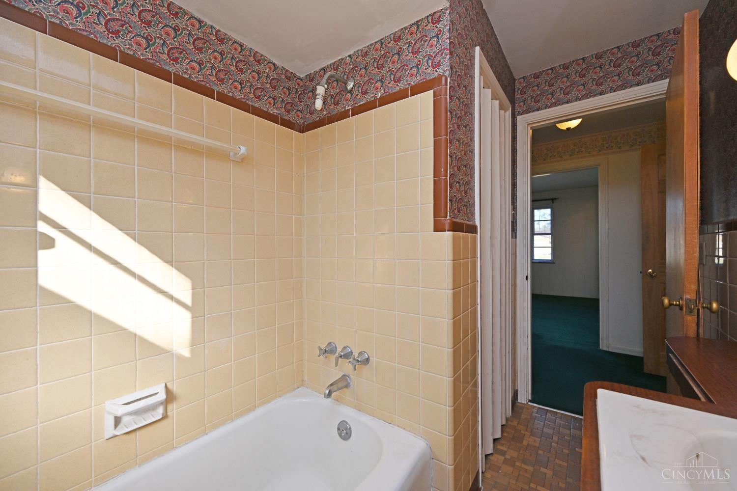 6201 Thole Road Cincinnati, OH 45230 - Photo 25 of 38 Gallery Image 25