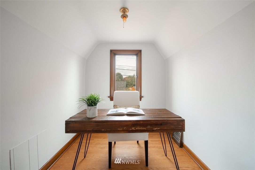 347 North 80th Street Seattle, WA 98103 - Photo 19 of 25 Gallery Image 19