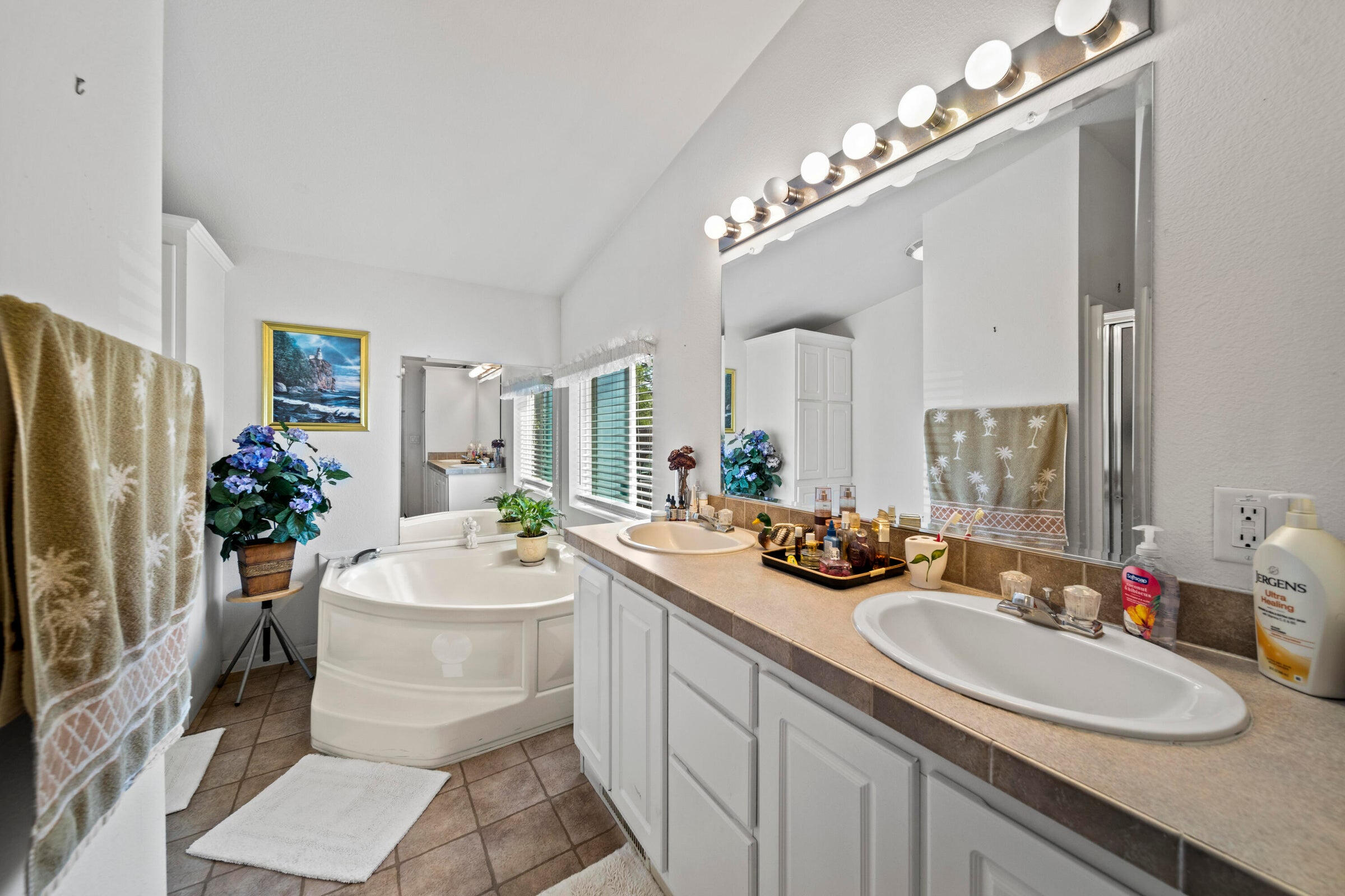 24724 Dersch Road Shingletown, CA 96088 - Photo 13 of 32 20230601000149053940000000-o