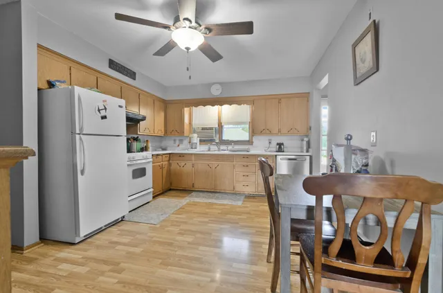 $475,000 | 851 5th Avenue South, South St. Paul, MN 55075