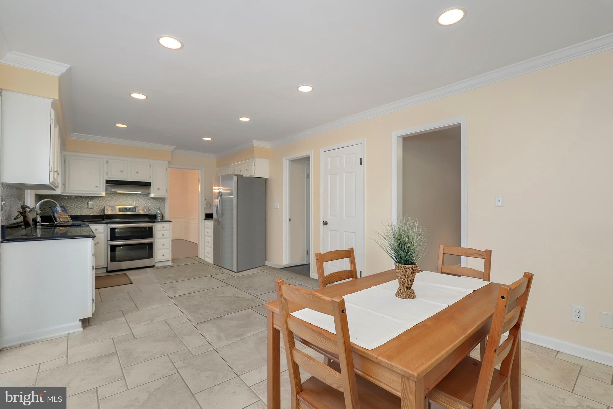 1854 Kirby Road McLean, VA 22101 - Photo 11 of 61