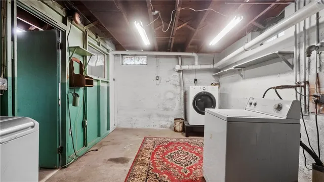 $525,000 | 2 Reservoir Avenue, Johnston, RI 02919